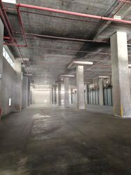 Gul Way (D22), Warehouse #485175381